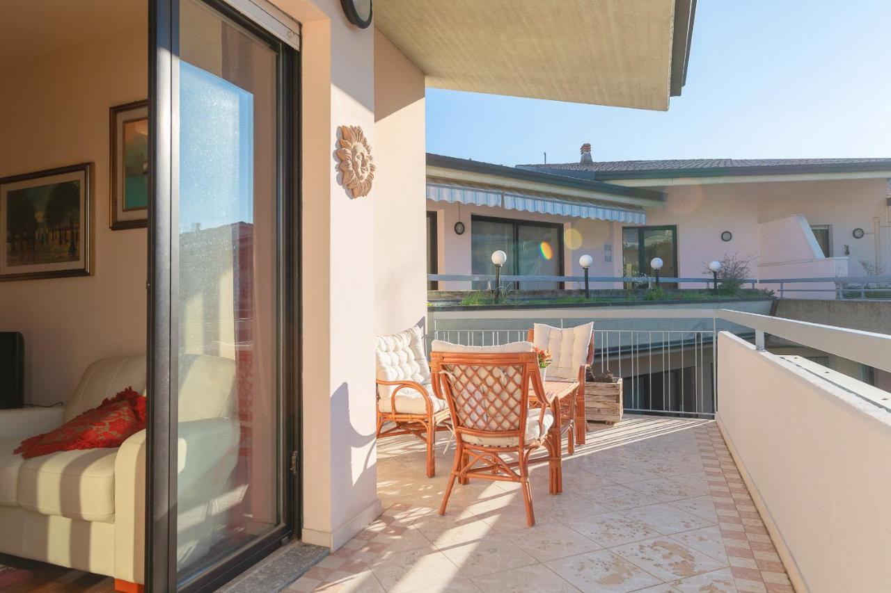 Kristall Lago 233 Apartment By Wonderful Italy Desenzano del Garda Esterno foto